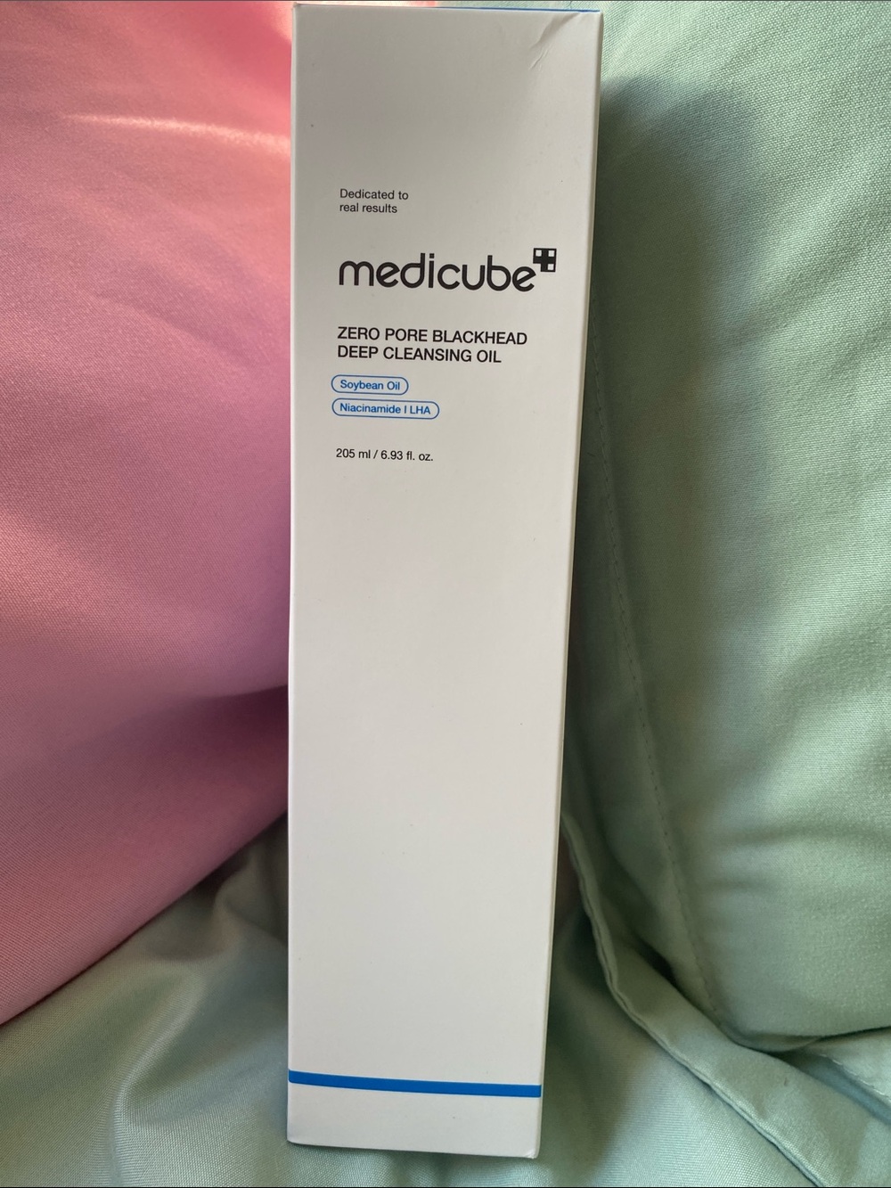 Medicube Zero Pore Blackhead Deep Cleansing Oil — White